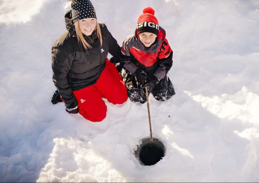 15 min. Tadoussac : Family-Friendly Ice Fishing Experience - Waiting for Speckled Trout