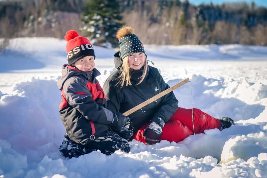 15 min. Tadoussac : Family-Friendly Ice Fishing Experience - The Real Price: $27, Plus Possible Extras