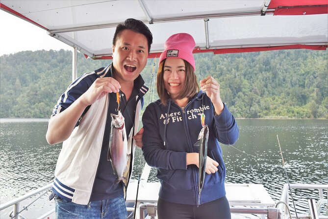 3-Hour Fishing Charter Experience at Franz Josef Glacier - Booking, weather, and useful planning details