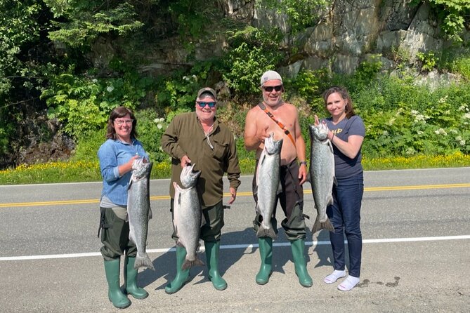 3 Hour Fishing Experience/Class in Juneau - Why the small group makes a difference