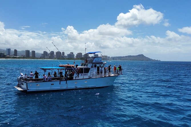 3-Hour Honolulu Bottom Fishing Adventure - Waikiki Views and Pacific Wildlife