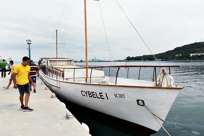 4-hour Boat Trip with Fishing, Lunch and Unlimited Drinks in Nessebar - Ravda and the quieter coastal views