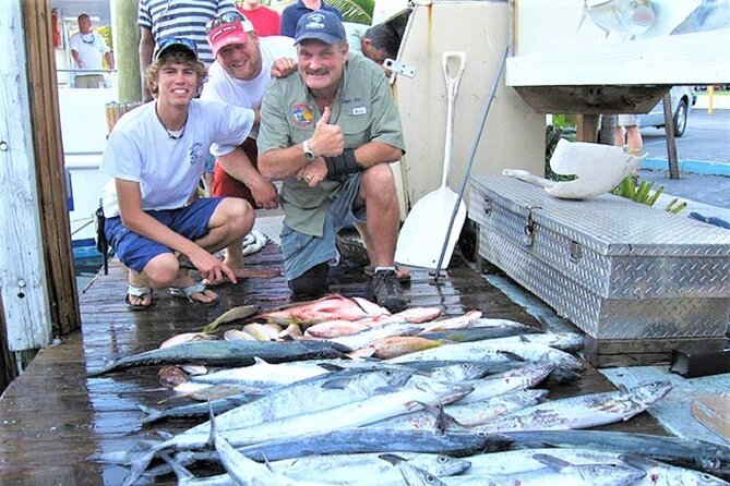 4-Hour Day or Night-Time Reef Bottom Fishing Charter in Fort Lauderdale - Moving between reefs, wrecks, and depths