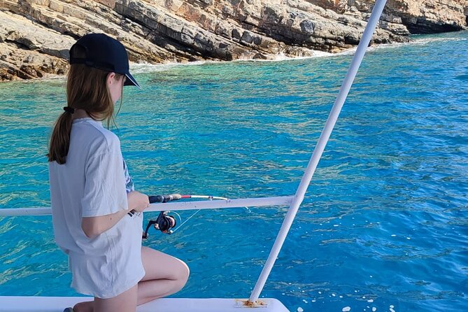 4 Hour Fishing and Swimming Boat Experience in Schisma Eloundas - Swimming and snorkeling near Spinalonga