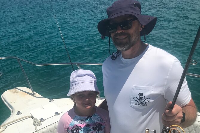 4-Hour Fishing Charter in Nassau - Drinks, Music, and the Feel of the Boat