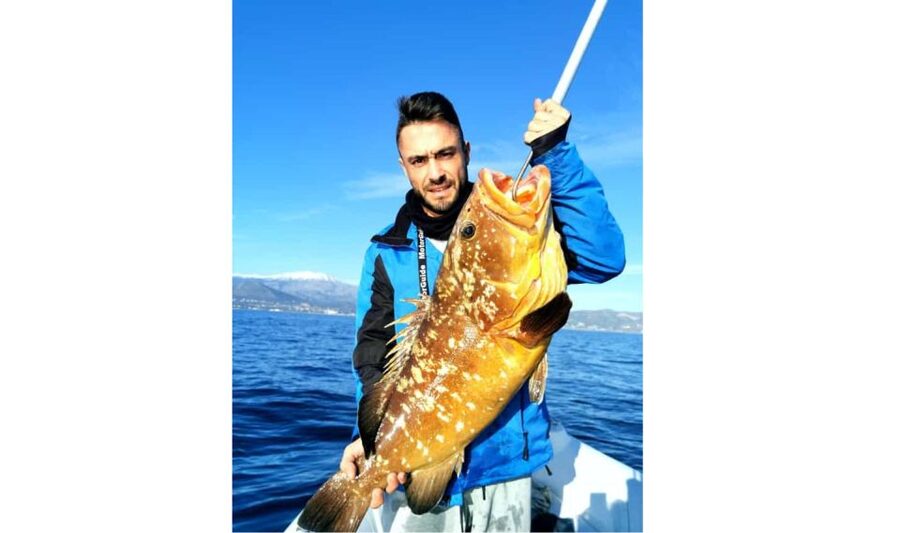 Agios Nikolaos: Mirabello Bay Fishing Trip - Elounda: quieter water and coastal views