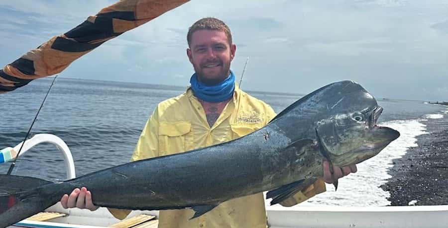 Amed: Private Sunrise Fishing & Catch-and-Cook Experience - Sunrise offshore with an English-speaking captain