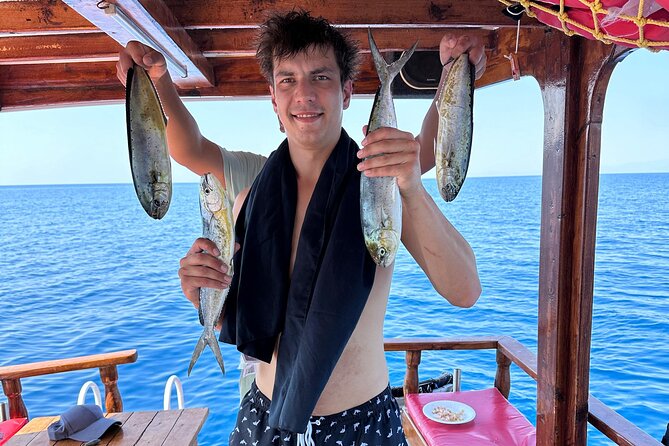 Antalya Fishing with Breakfast & Lunch & Soft Drinks & Transfer - The 20 to 30-minute break for swimming
