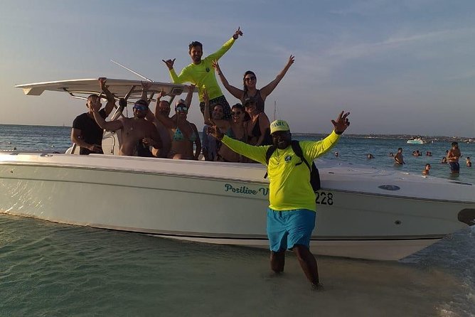 Aruba Private Luxury Boat Tours - Sail, Snorkel, Fishing and More - Boca Catalina: easy water time near Malmok