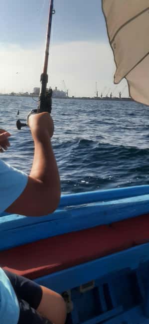 Bari: Fishing experience aboard an authentic fishing boat - Seeing Bari from the Water