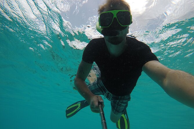 Big Game Fishing charter and Snorkeling trips Bonaire - Fishing for wahoo, tuna, and barracuda