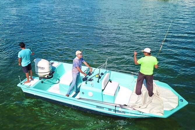 Cancun Fly Fishing large boat - Choosing four hours or six hours on the lagoon