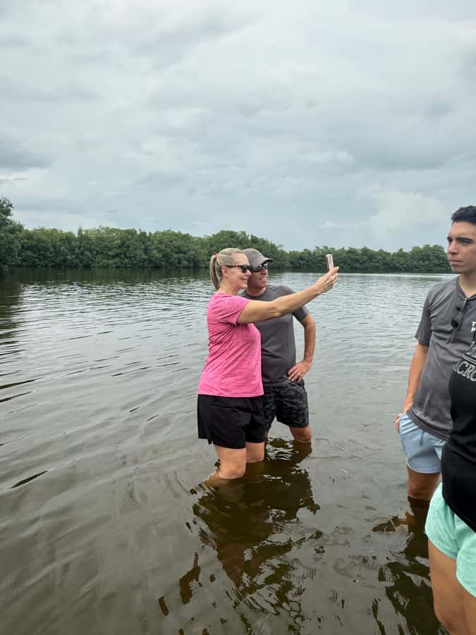 Cartagena: Mangrove Eco Tour & Fishing with Transportation - What the $55 price includes