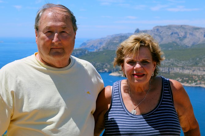 Cassis ancient fishing port, Calanques & spectacular Cap Canaille private tour - Route des Crêtes and the high views of Cap Canaille