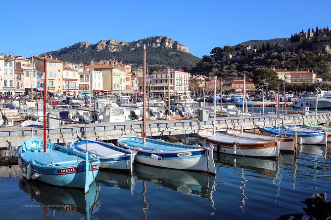Cassis ancient fishing port, Calanques & spectacular Cap Canaille private tour - Timing, fitness, and weather
