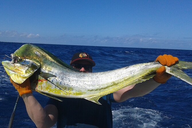 Deep sea fishing charters in Fort Lauderdale aboard 52' Hatteras - Leaving from Fort Lauderdale’s Bahia Mar area