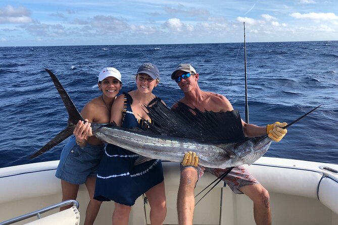 Deep sea fishing charters in Fort Lauderdale aboard 52' Hatteras - The first stage: finding bait and setting the plan