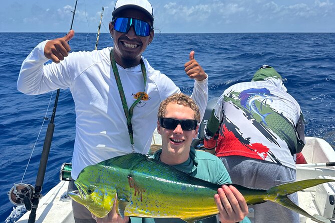 Deep Sea Fishing Experience in Puerto Morelos - Anchoring for bottom-fishing