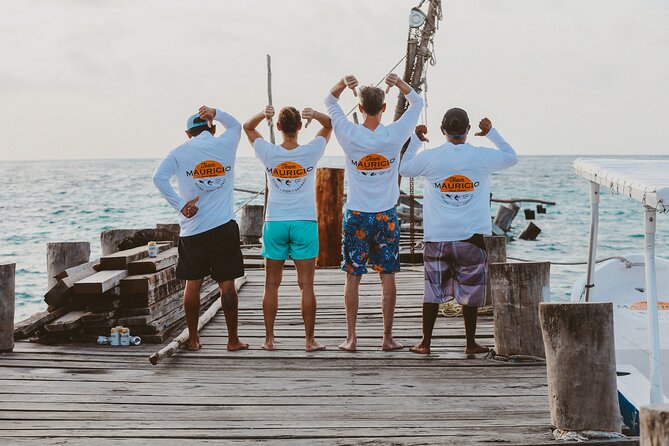 Deep Sea Fishing Experience in Puerto Morelos - The crew makes this work for beginners