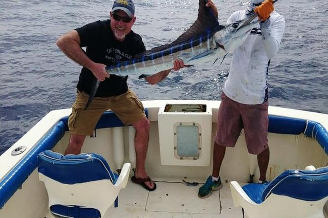 Deep Sea Fishing for 5 Hours from Cabo San Lucas - What makes this Cabo charter worth considering