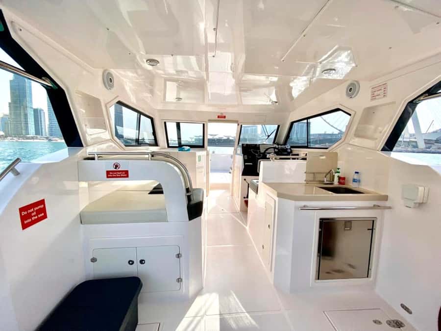 Dubai: 4-Hour Deep-Sea Fishing Cruise - Bluewaters Island and Ain Dubai from the water