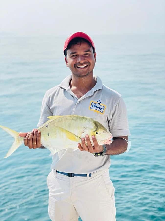 Dubai: 4-Hour Private Deep Sea/Trolling Fishing Trip - A 28-foot Beneteau for a private group