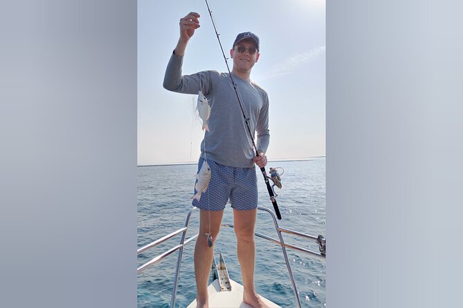 Dubai Deep Sea Fishing 4 hours + BBQ of Catch - Starting with bait fish near Dubai Harbor