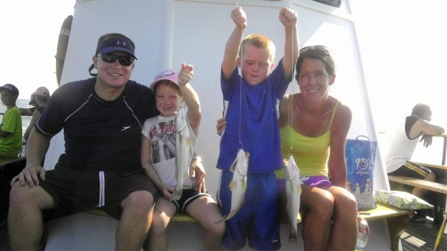Early Bird Fishing - Arriving at the marina and getting aboard
