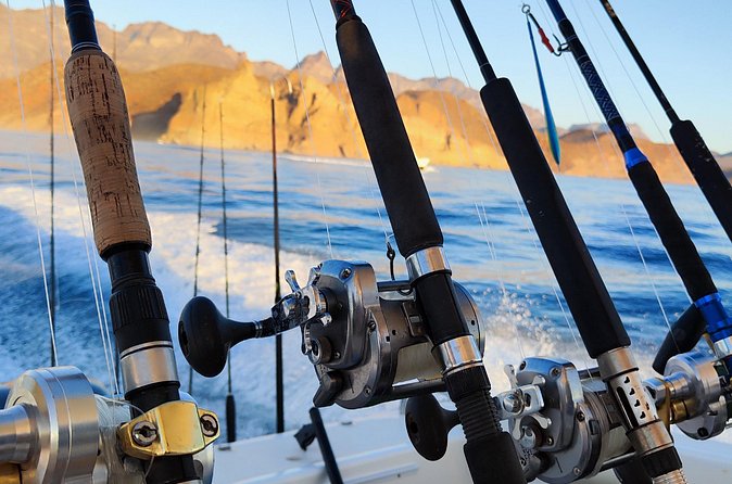 Enjoy the sport fishing paradise in Loreto, BCS - The captain and the language question