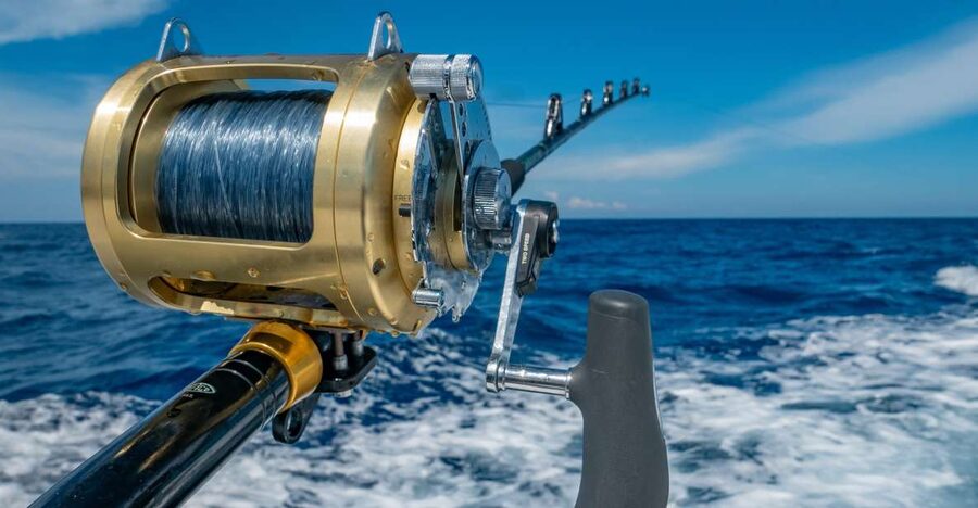 Estepona: Fishing Tour StartFisher 1060 - Choosing between four fishing styles