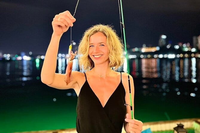 Exclusive Squid Fishing on Chic Floating Café from Pattaya - Family suitability and group size
