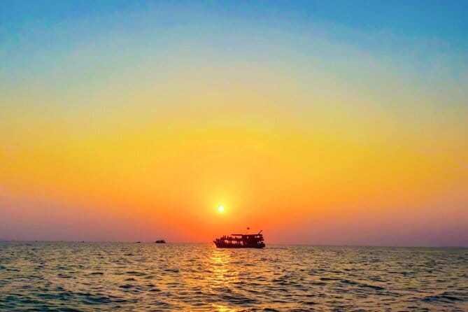 Exploring Phu Quoc Sunset and Night Squid Fishing with Dinner - Who will enjoy this Phu Quoc boat trip