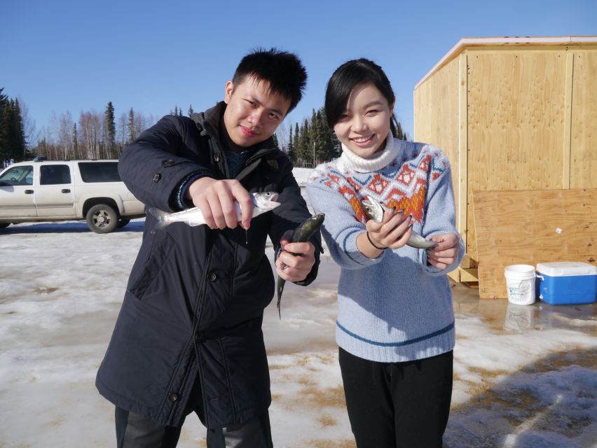 Fairbanks: Aurora Ice Fishing Tour - Why the heated hut matters