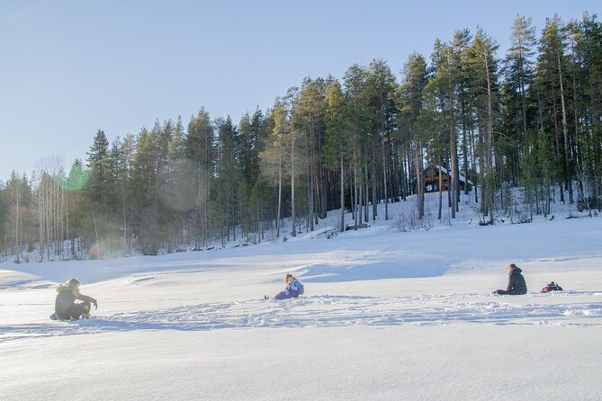 First Ice Fishing Experience in Rovaniemi - Two hours on the frozen lake