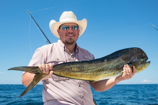 Fishing and snorkel tour in Puerto Vallarta and Nuevo Vallarta - The crew makes the day