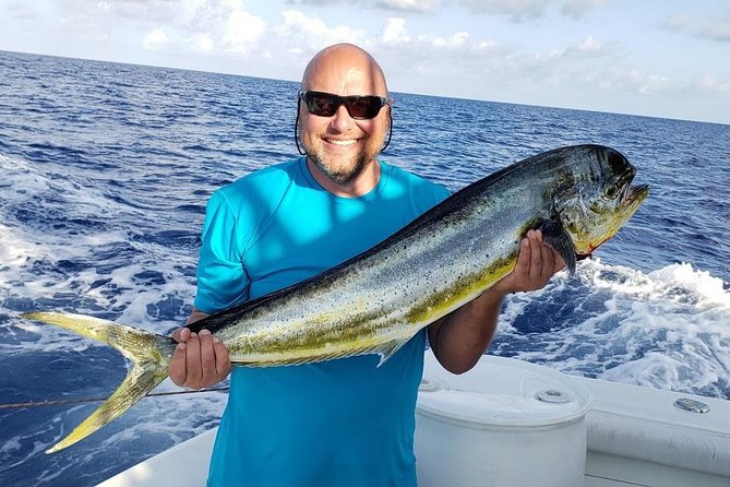 Fishing Charter 8 Hours - Large-Fly Fishing for Experienced Anglers