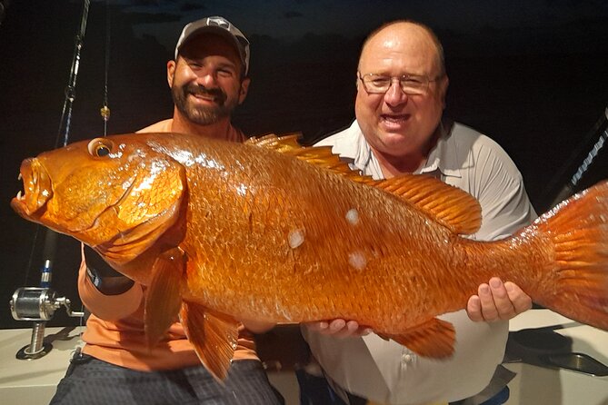 Fishing Charter 8 Hours - Catching Live Bait Before the Main Run