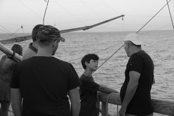 Fishing Experience - Molinella Trabucco - Turning the winches and lifting the net