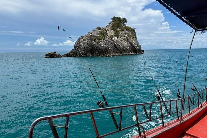 Fishing & Island Lunch Cruise from Koh Samui – Catch & Relax - Enjoying Koh Samui’s open-water views