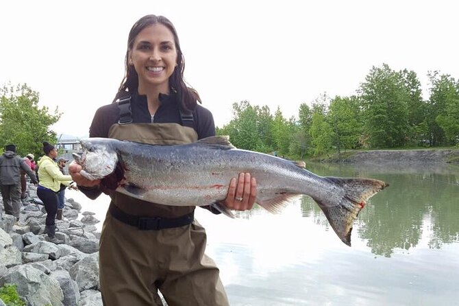 Fishing Package Rental in Anchorage: Chestwader & Spinning Rod/Reel Combo - The value of the local fishing advice