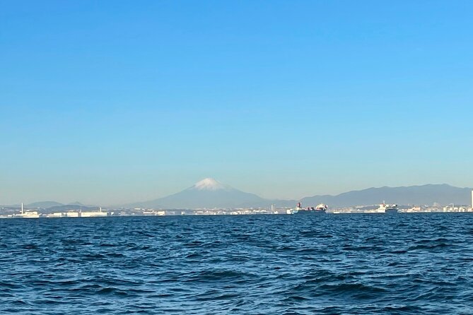 Fishing with Mt. Fuji Views and Japanese Home Cooking Experience - Starting early at Kanazawa-Hakkei Station