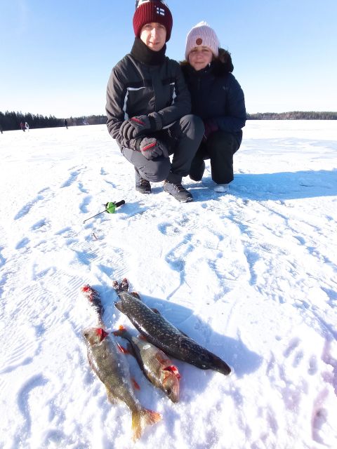 From Helsinki: Bodom Lake Ice Fishing with Food & Drinks - The honest truth about catching fish