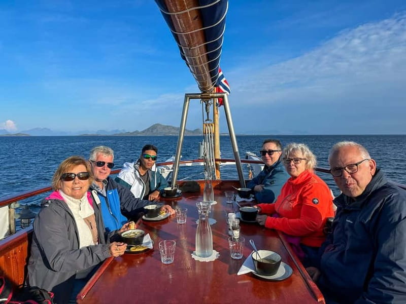 From Svolvær: Taste of Lofoten - Cultural Fishing Experience - Practical advice for a better outing