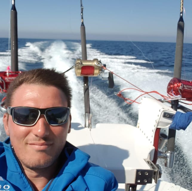 Fuengirola: 4h Trolling Fishing Trip with Snacks and Drinks - Equipment, food, and what you should bring