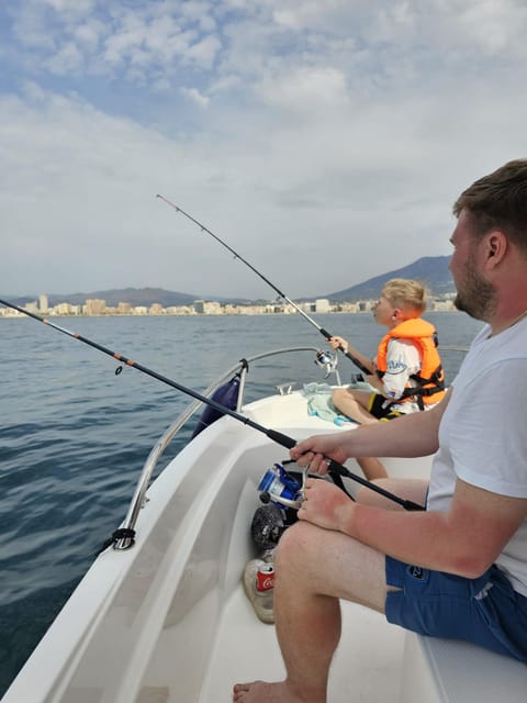 Fuengirola: Fishing Trip with Drinks and Gear - A compact boat with real advantages and limits