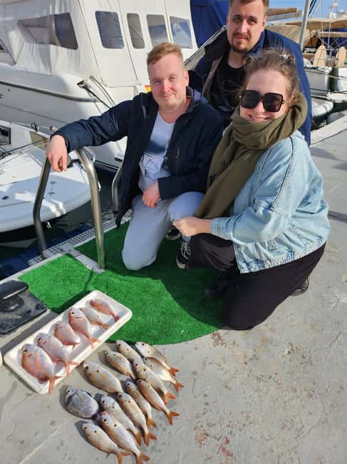 Fuengirola: Fishing Trip with Drinks and Gear - Four hours of fishing, views, and refreshments