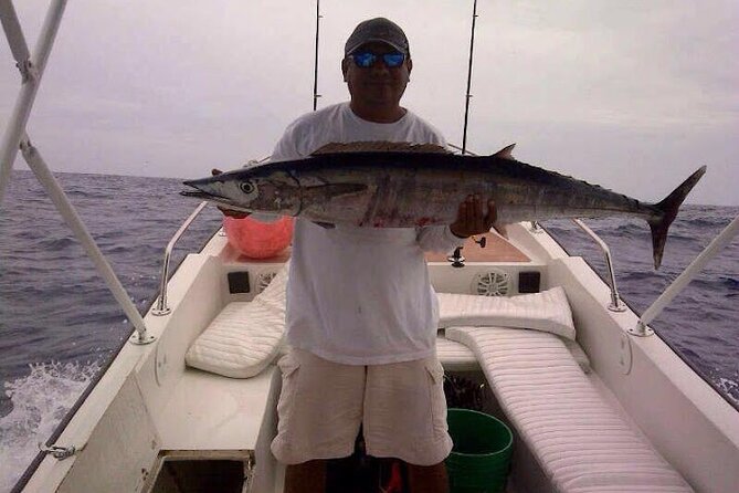 Full Day Private Deep Sea Fishing in Holbox - Weather, cancellation, and practical planning