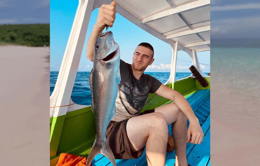 Gili Trawangan: Private Fishing Trip All Inclusive - Finding the first fishing spot