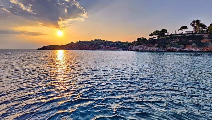 Glyfada Athens : Fishing and Swimming Tour with Lunch - Who will enjoy this boat trip most?