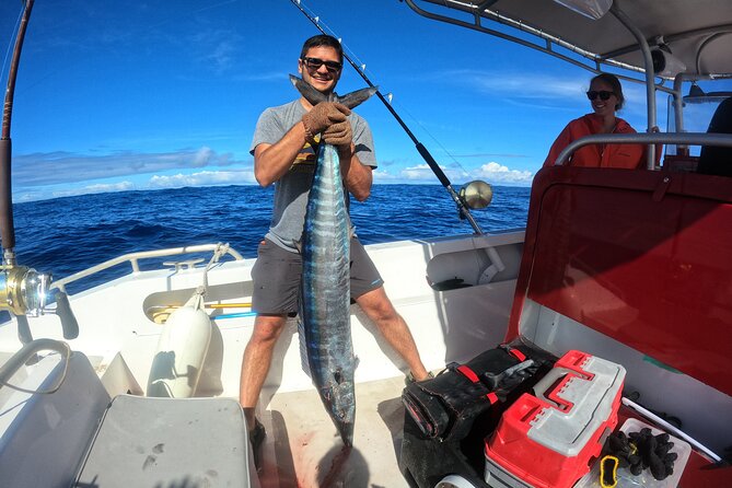 Half-day Big Fishing in Moorea on shared tour - What happens during the four hours
